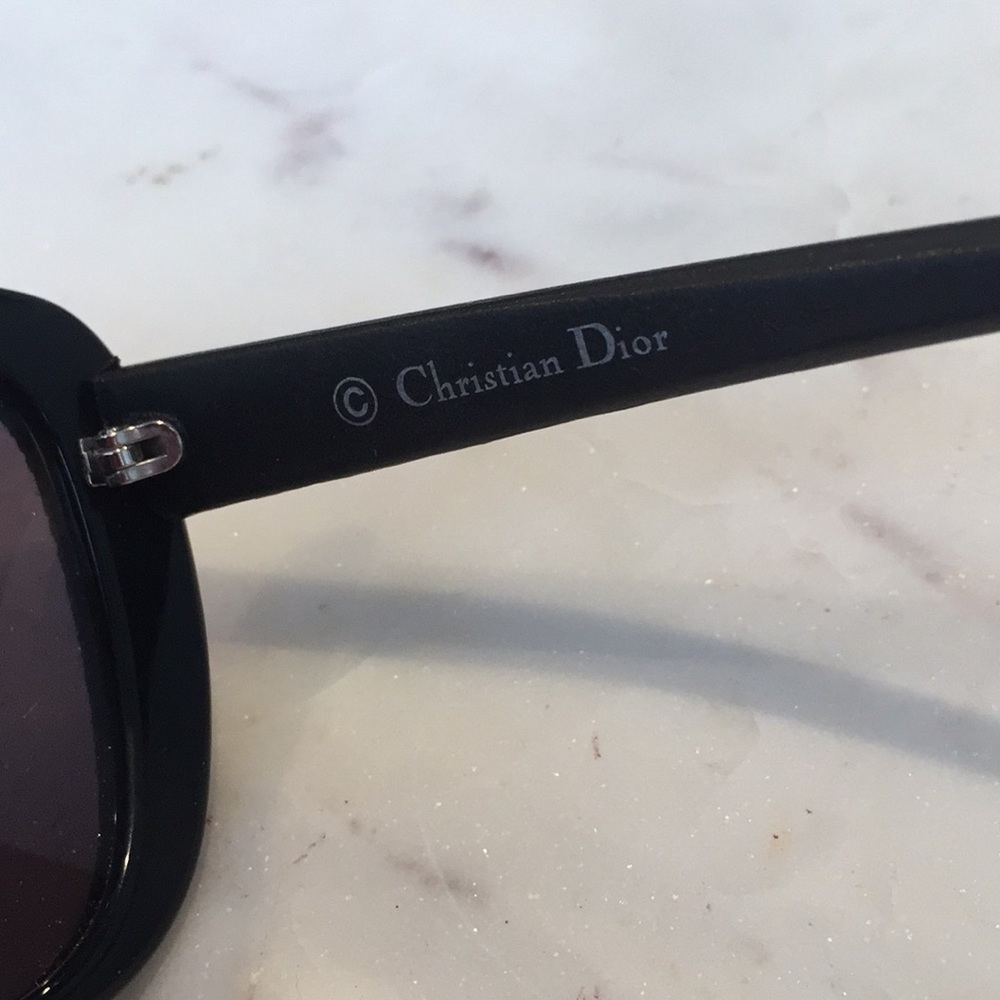 Sale! 100% auth Dior sunglasses - Picture 7 of 16